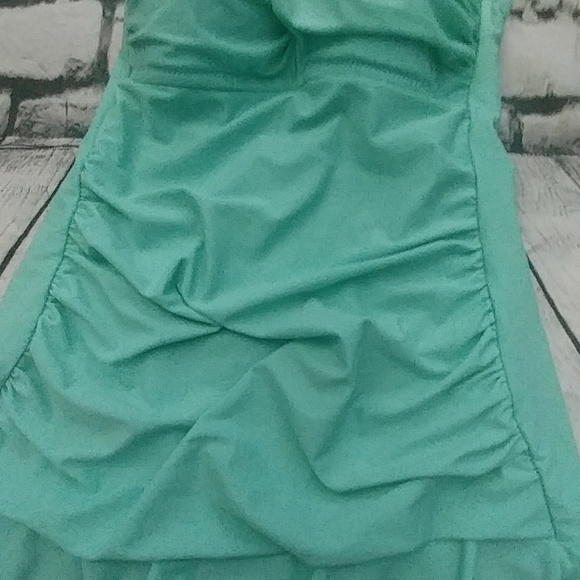 DONATED REACTION KENNETH COLE mint one piece sz 4 - Picture 5 of 8